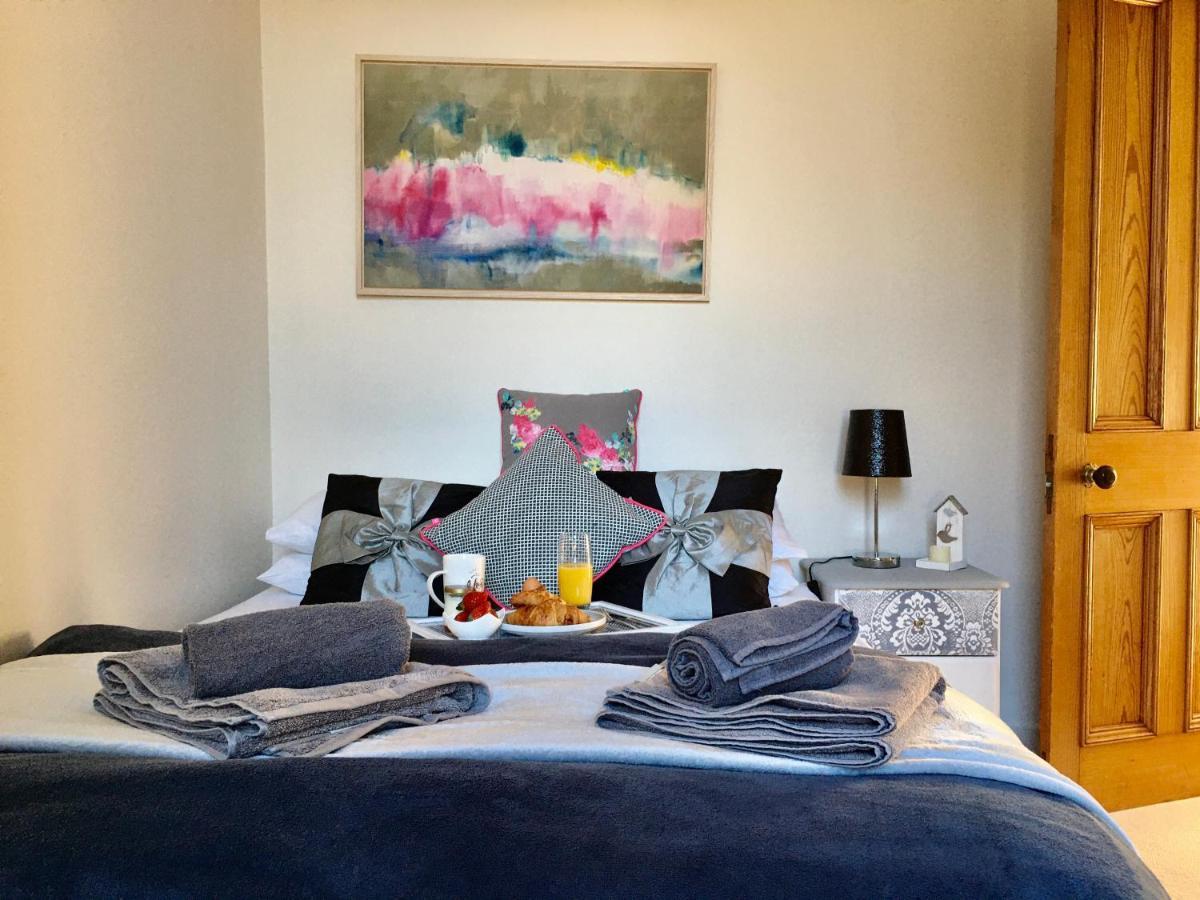 Cosy 2 Bedroom Central Apartment - Free Parking, Free Wifi 애버딘 외부 사진