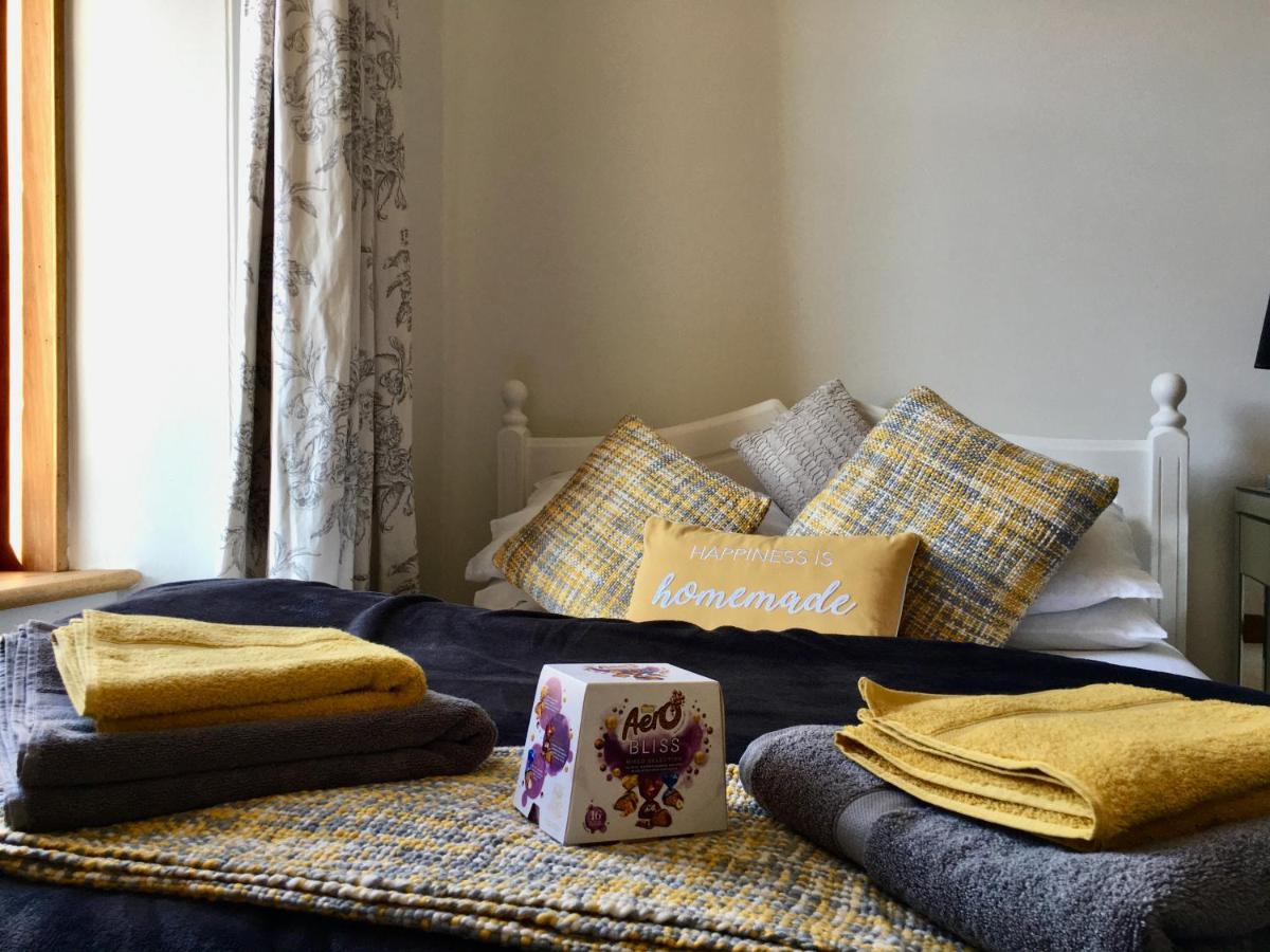 Cosy 2 Bedroom Central Apartment - Free Parking, Free Wifi 애버딘 외부 사진